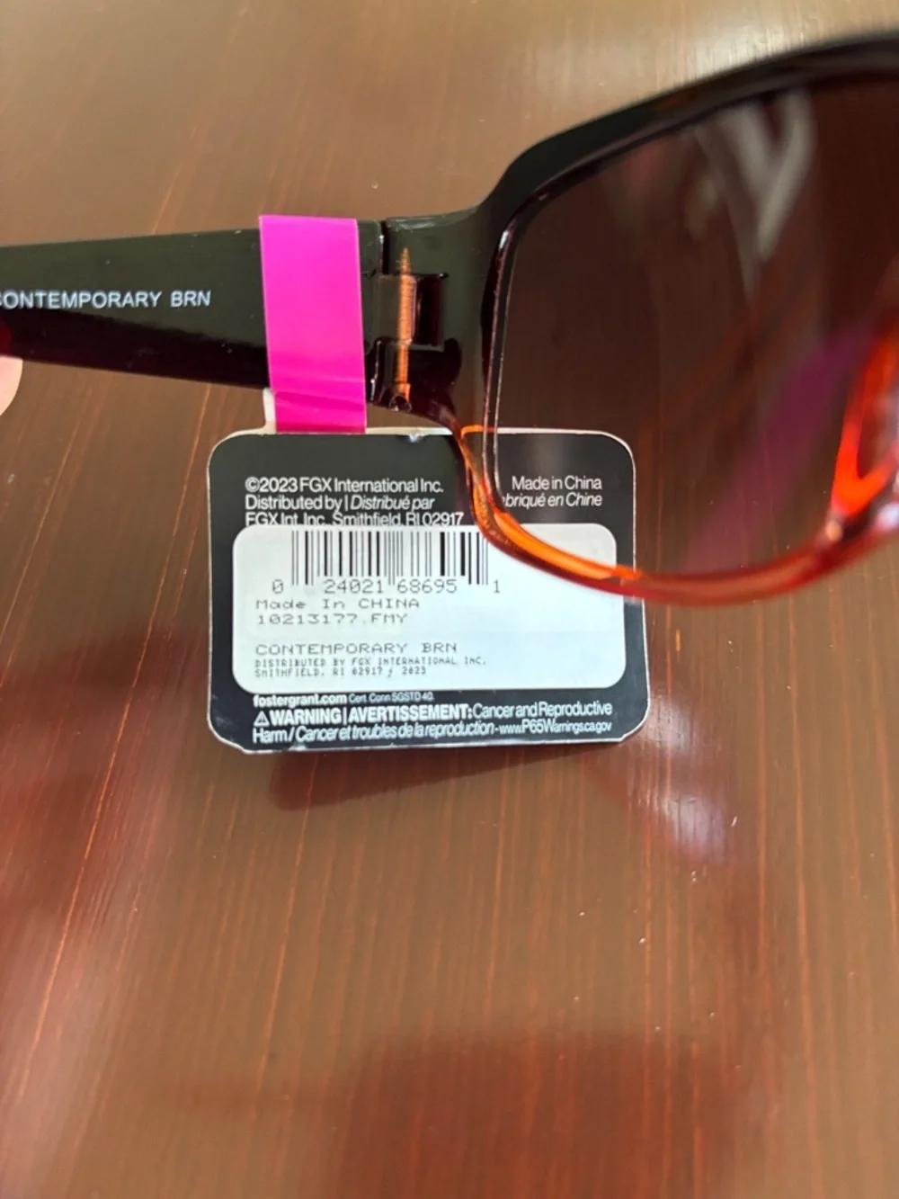 Foster Grant 100% UVA-UVB protect,2 tone brown tortoise shell frame, brown lens